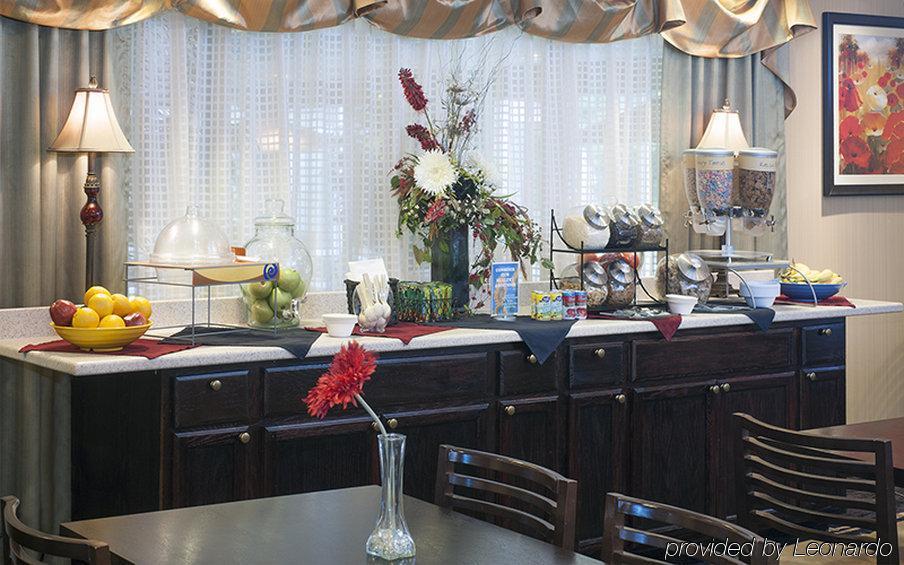 Holiday Inn Express Hotel & Suites Youngstown North-Warren/Niles By Ihg Restaurante foto