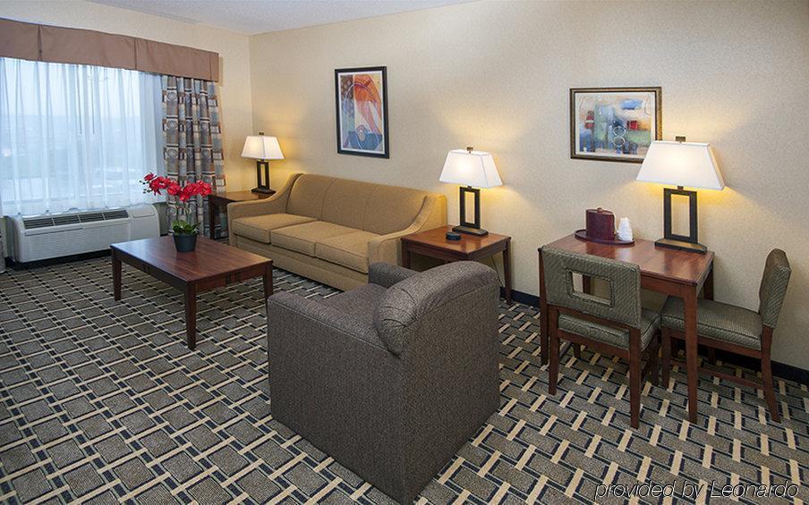 Holiday Inn Express Hotel & Suites Youngstown North-Warren/Niles By Ihg Quarto foto