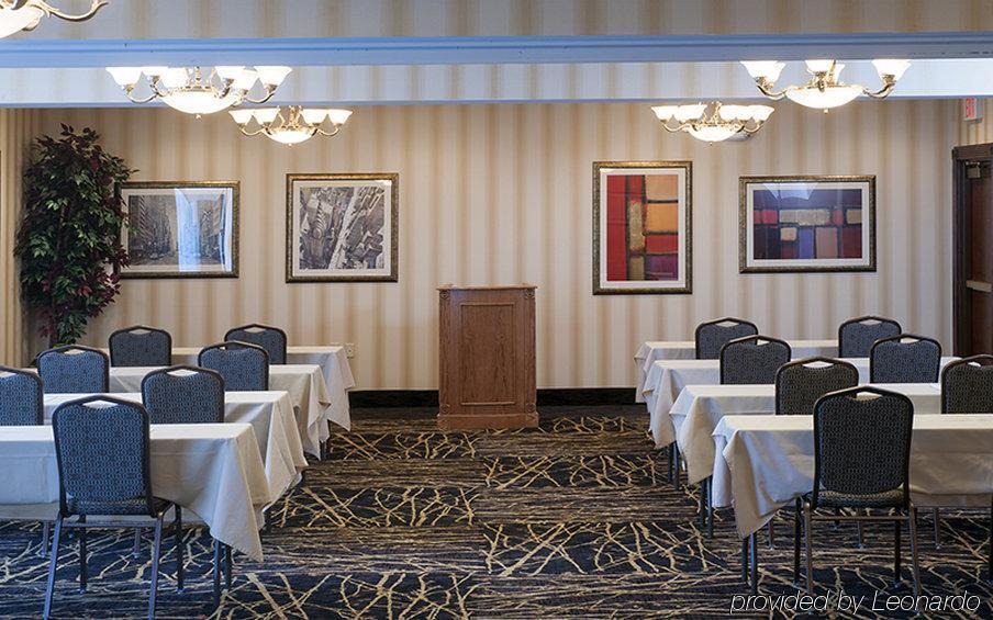 Holiday Inn Express Hotel & Suites Youngstown North-Warren/Niles By Ihg Negócio foto
